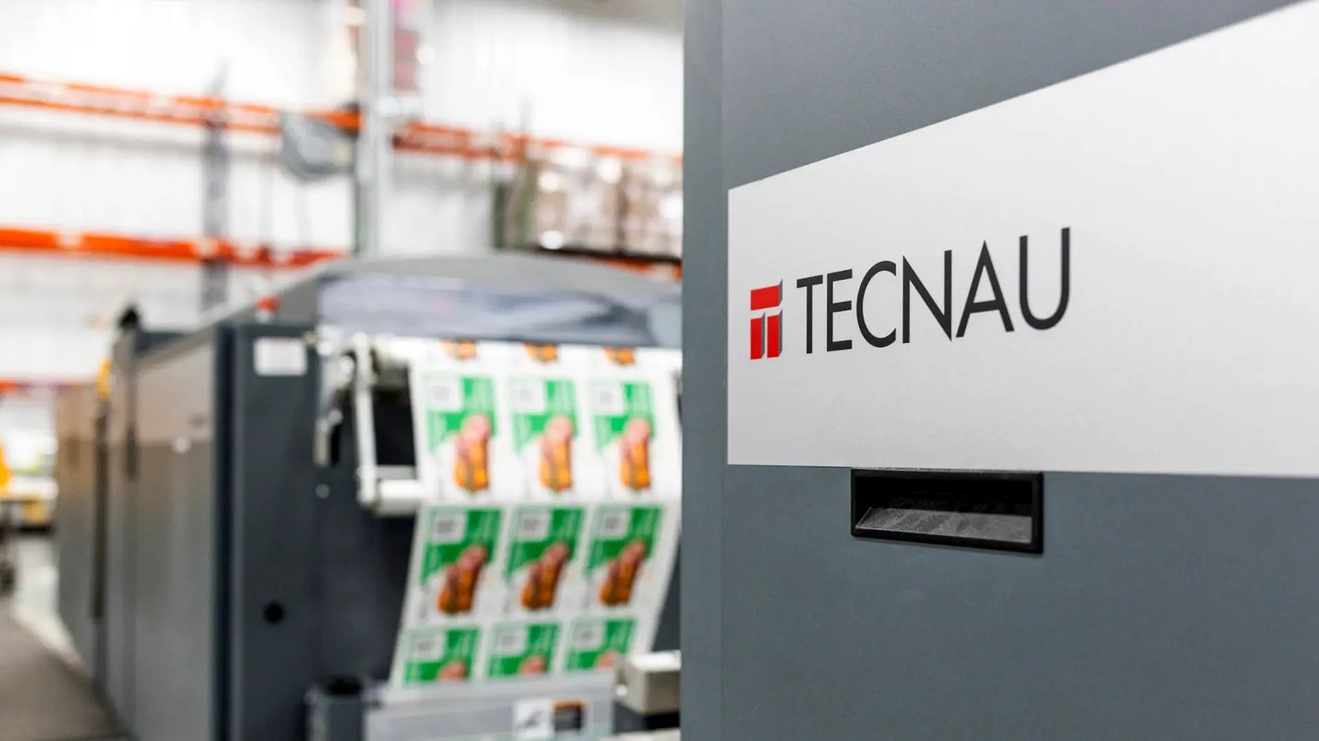 Tecnau cutting and stacking equipment